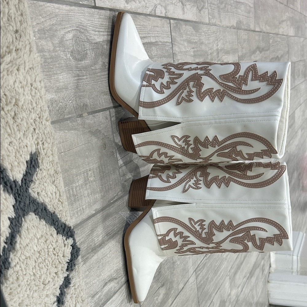 Azalea Wang Esperanza Cowboy Boot - Picture 7 of 7